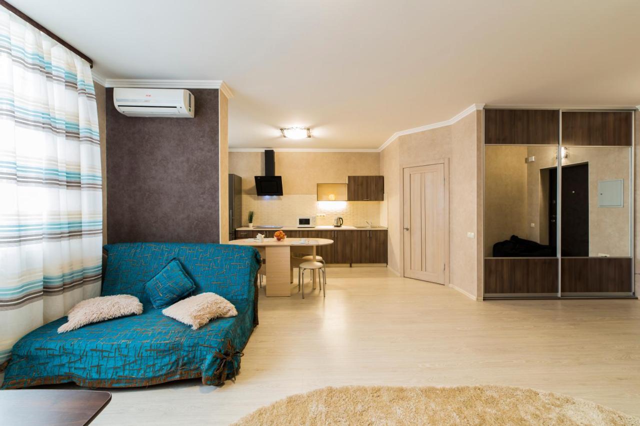 Studio Apartment On Bazhana Kiev Exterior photo