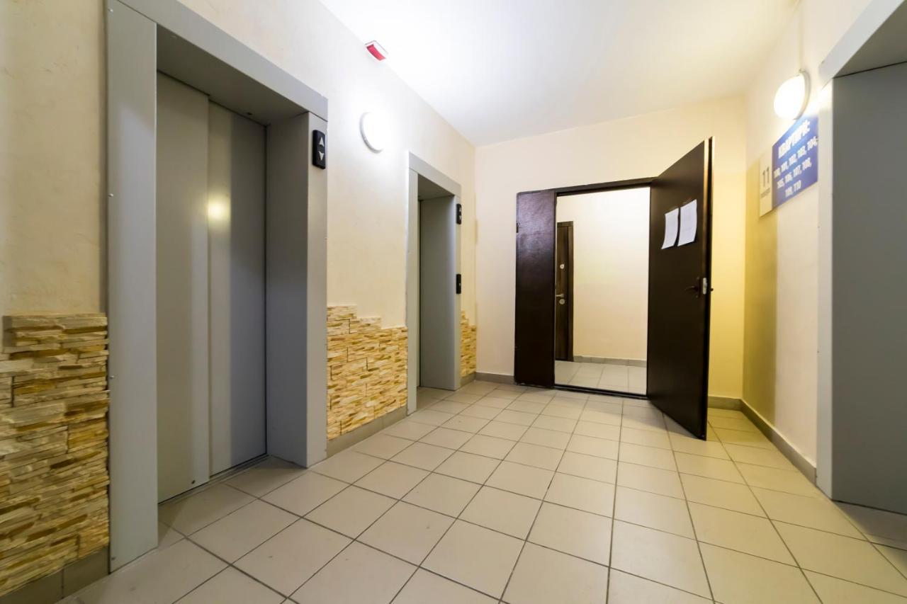 Studio Apartment On Bazhana Kiev Exterior photo
